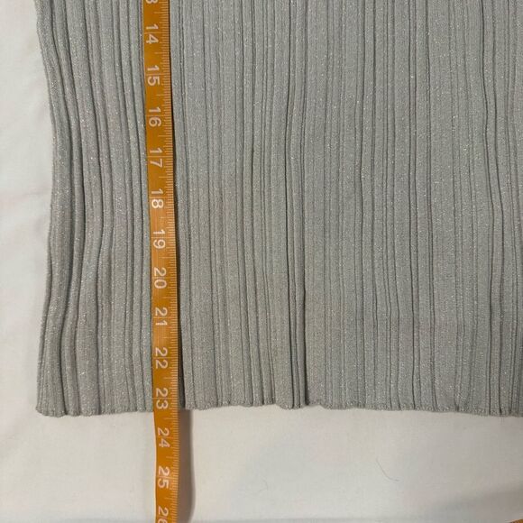 NWT Madewell Signature Shimmer Knit Cutaway Sweater Tank Silver Size L Ribbed - Picture 5 of 8